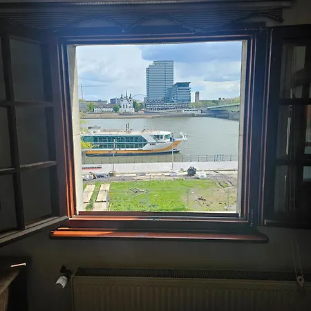 Haus Enteresan Aparthotel 3*