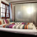 Haus Enteresan Hotel apartamentowy