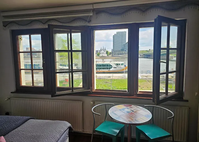 Haus Enteresan Aparthotel 3*