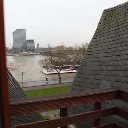 Haus Enteresan 아파트호텔 쾰른