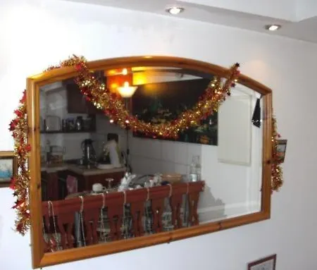 Haus Enteresan קלן