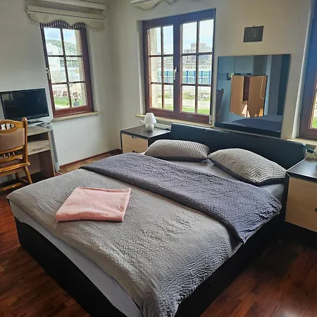 Haus Enteresan Aparthotel Cologne