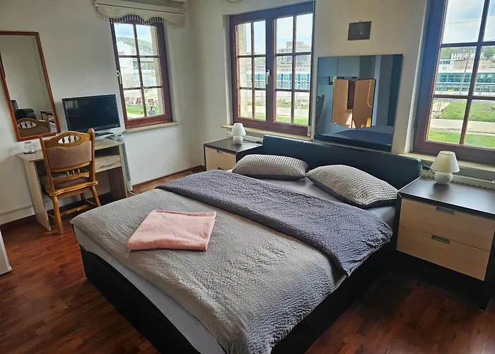 Haus Enteresan Hotel apartamentowy Kolonia