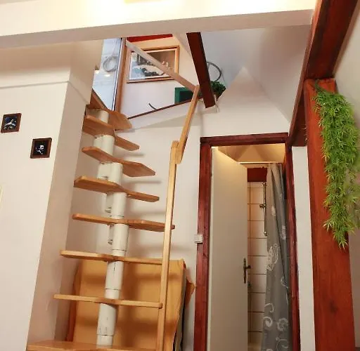 Haus Enteresan Hotel apartamentowy